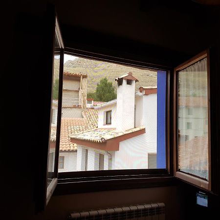 Hotel Rural El Horno De Aliaga ภายนอก รูปภาพ