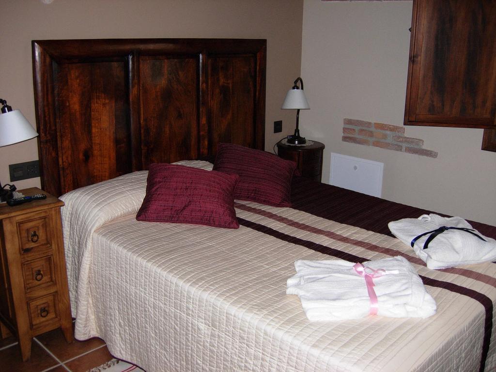 Hotel Rural El Horno De Aliaga ห้อง รูปภาพ