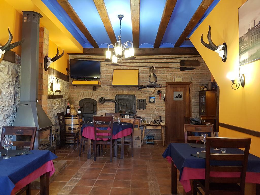 Hotel Rural El Horno De Aliaga ภายนอก รูปภาพ